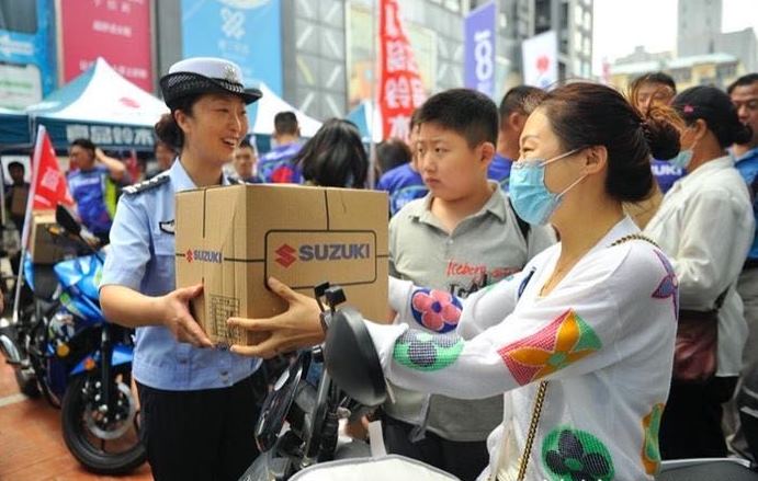 一盔一带活动_7.jpg 一盔一带活动_7.jpg